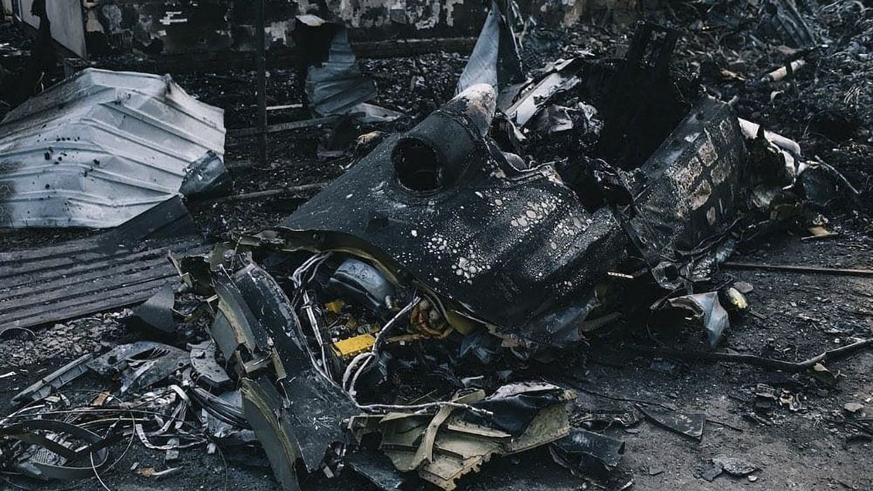 Украинские защитники сбили вражеский самолет над Киевом: он упал на Осокорках