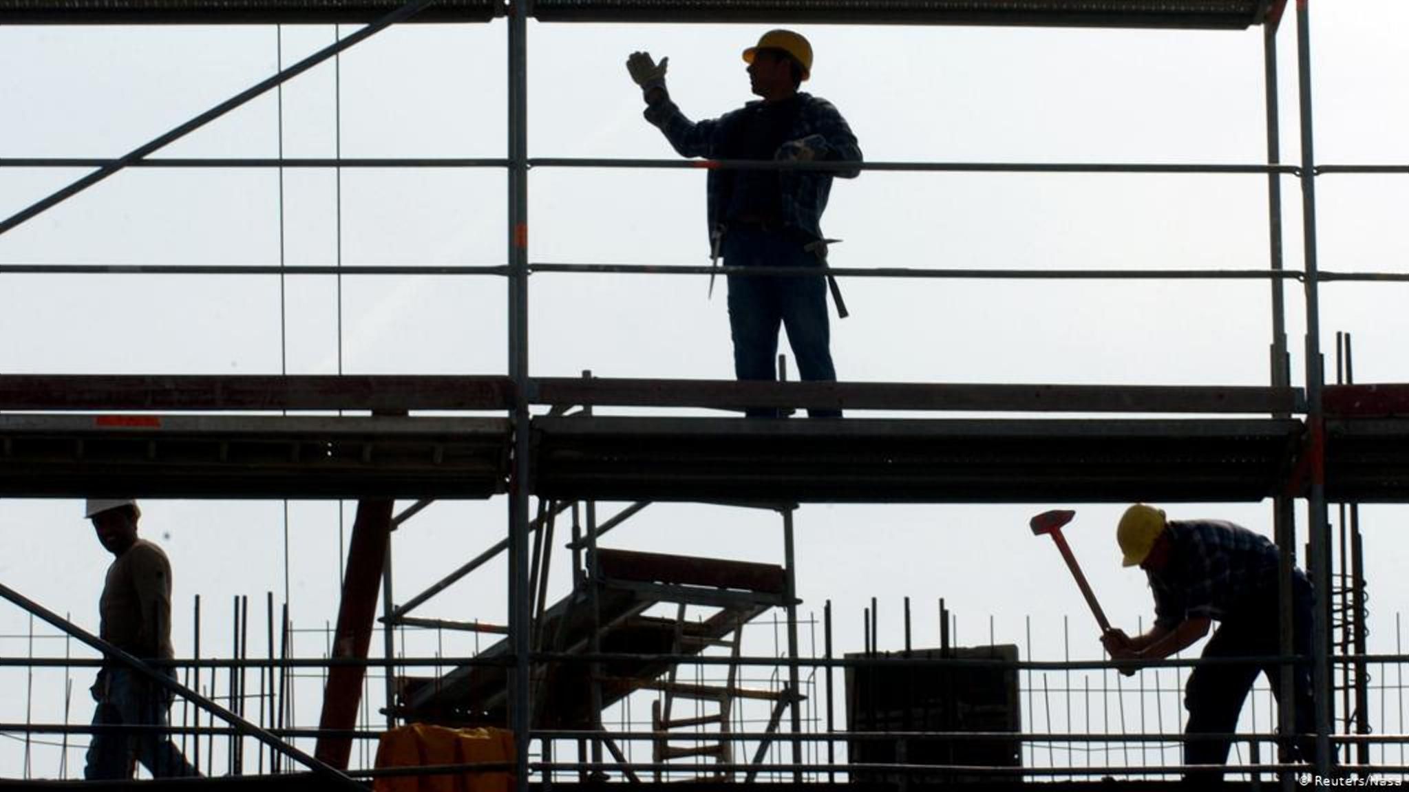 Вонючий рубль вылезет вам боком, - волонтер обратился к украинским заробитчанам в России Вонючий рубль вылезет вам боком, - волонтер обратился к украинским заробитчанам в России