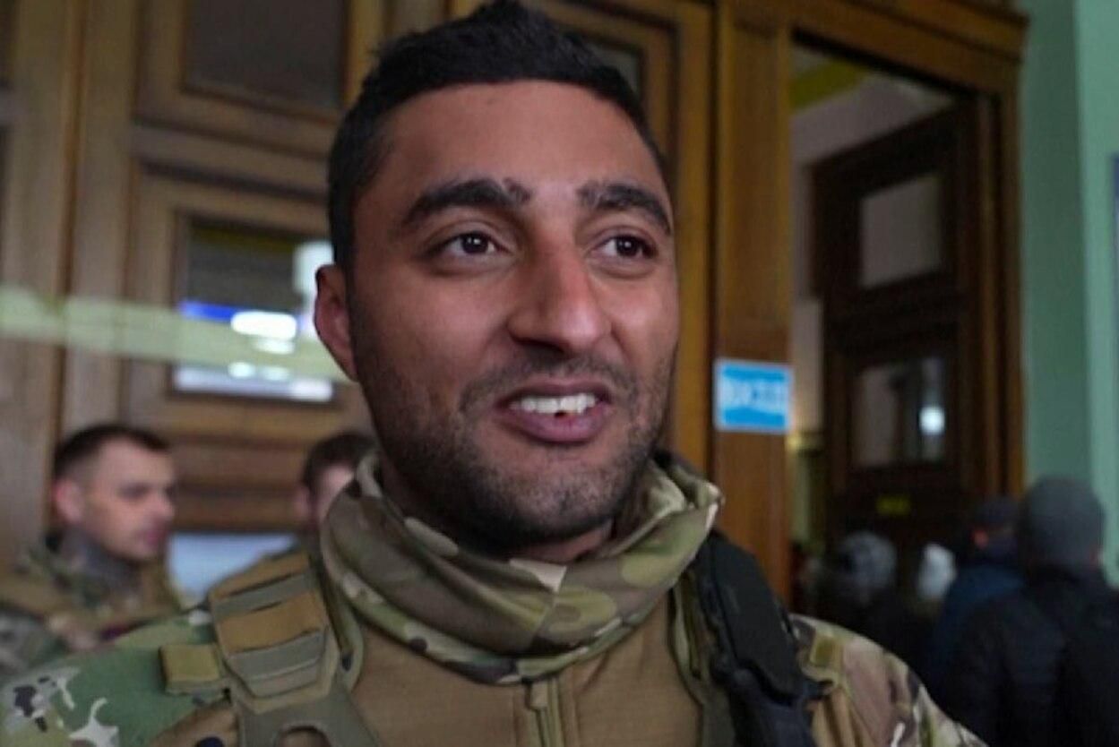 Сын британского депутата приехал воевать за Украину Сын британского депутата приехал воевать за Украину