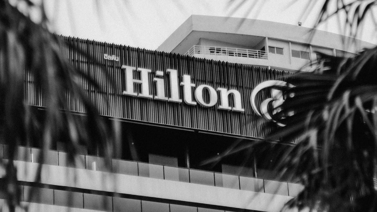 Hilton не закроет свои отели в России, но всю прибыль от них передаст Украине - 24 Канал Hilton не закроет свои отели в России, но всю прибыль от них передаст Украине - 24 Канал
