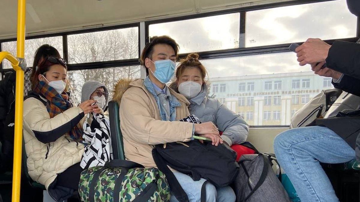 На 10 марта в Сумской области запланировали три зеленых коридора - 24 Канал На 10 марта в Сумской области запланировали три зеленых коридора - 24 Канал