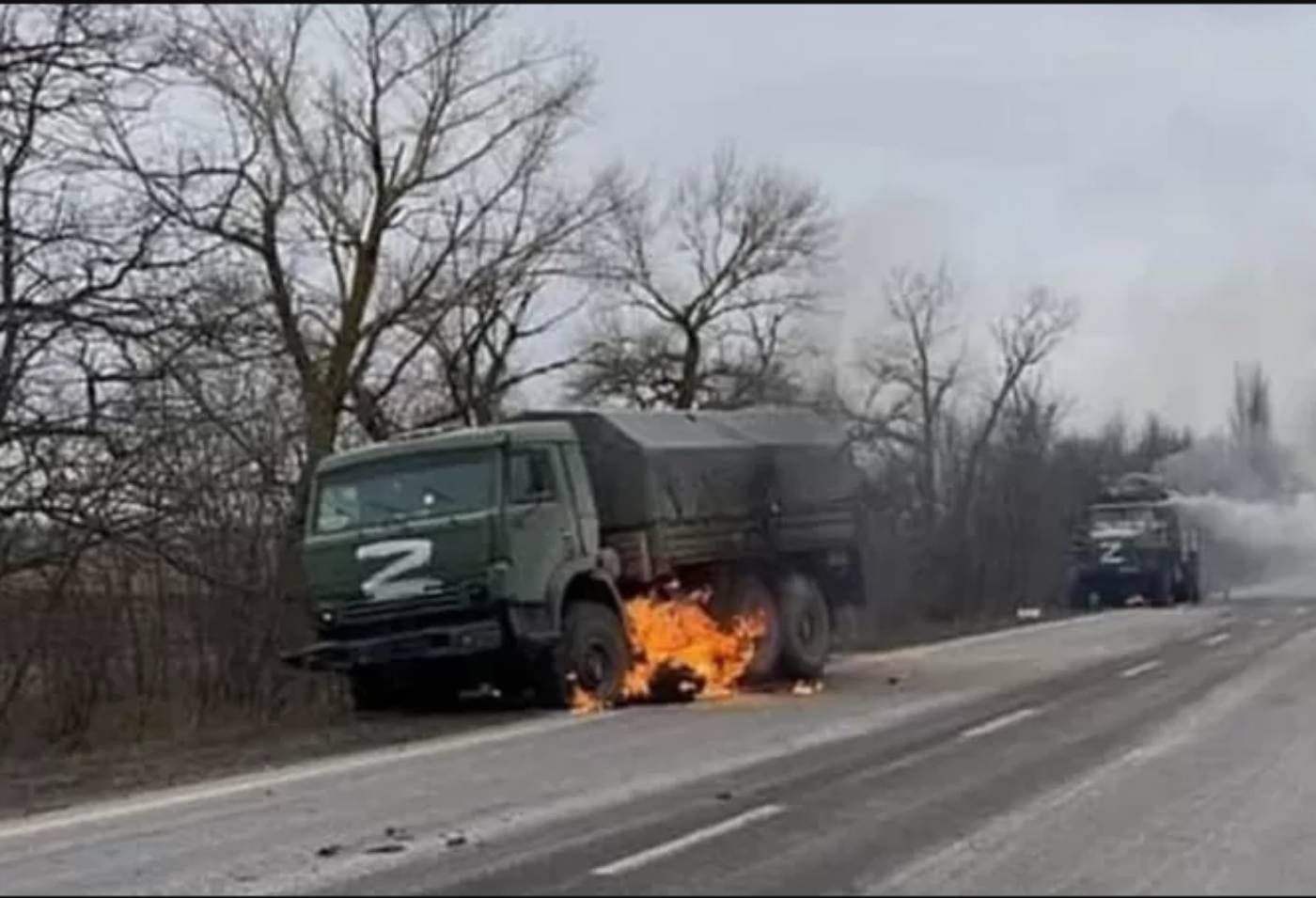 Z как свастика: в Чехии хотят наказывать всех, кто будет демонстрировать символику оккупантов - 24 Канал Z как свастика: в Чехии хотят наказывать всех, кто будет демонстрировать символику оккупантов - 24 Канал