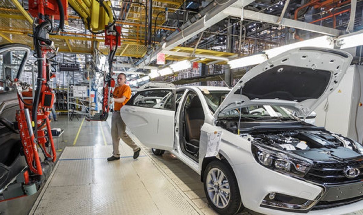 Заводы Lada остановились из-за санкций Запада - 24 Канал Заводы Lada остановились из-за санкций Запада - 24 Канал