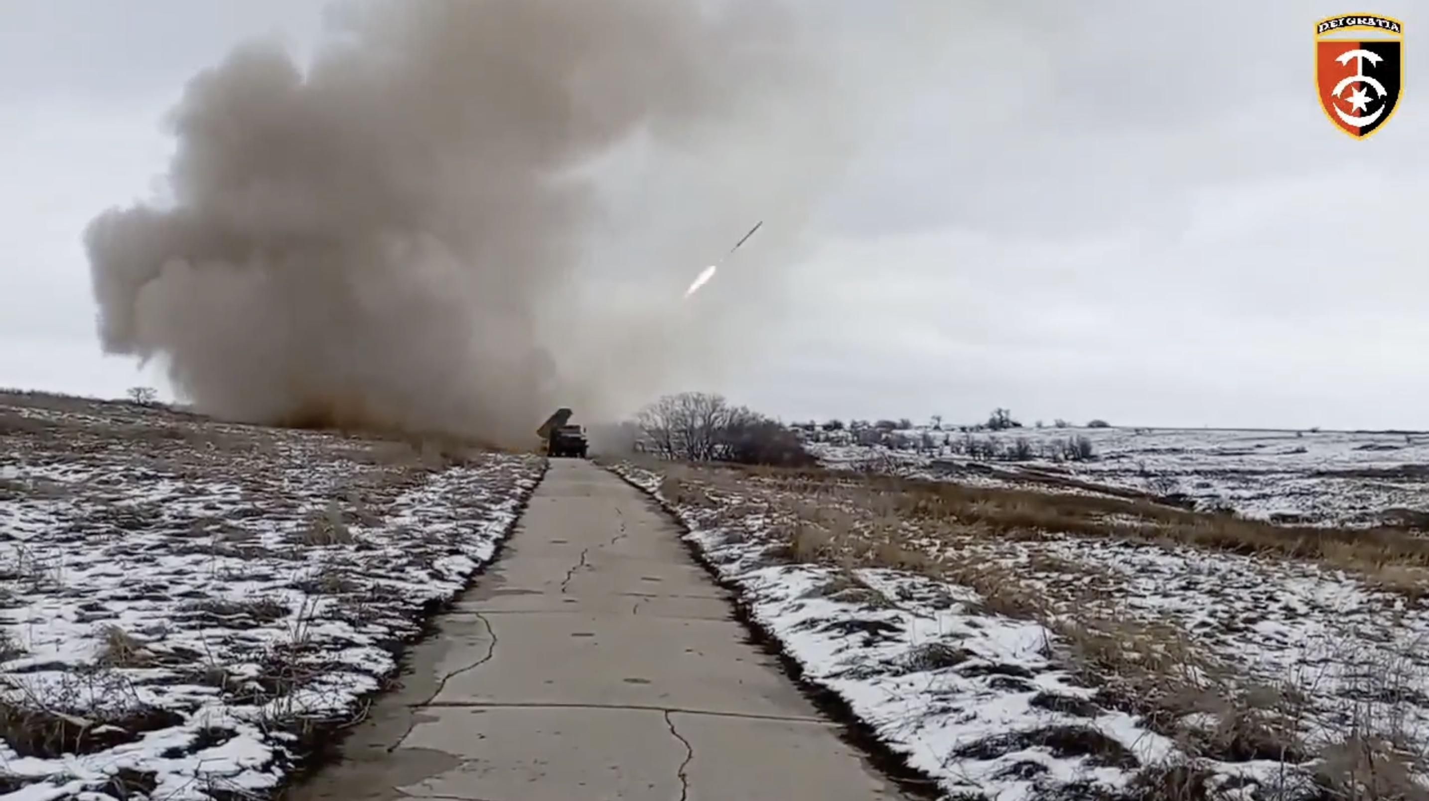 Устроили "жаркий" прием: украинские артиллеристы мощно ударили по оккупантам - 24 Канал Устроили "жаркий" прием: украинские артиллеристы мощно ударили по оккупантам - 24 Канал