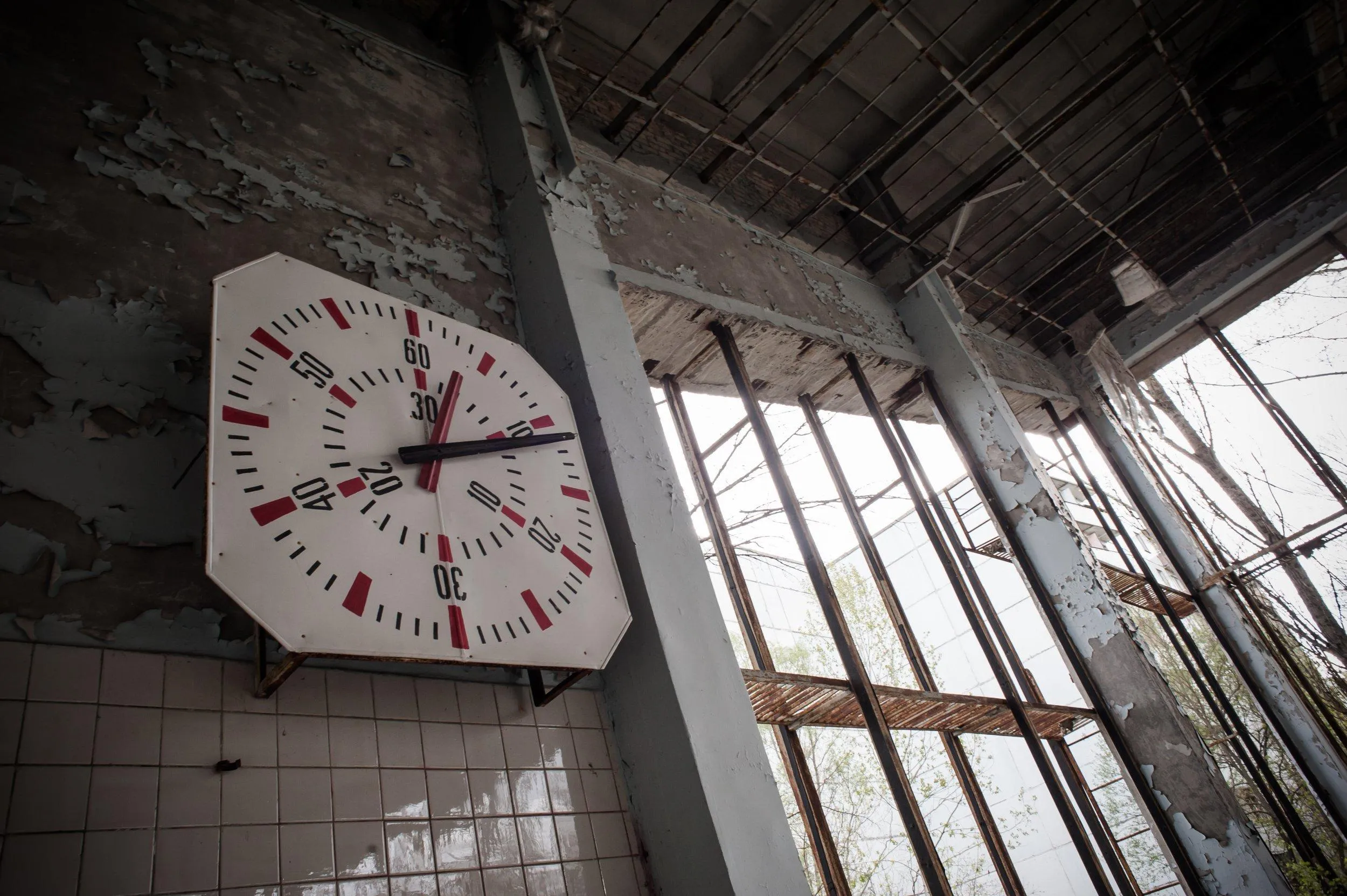 Зона відчуження Зона відчуження