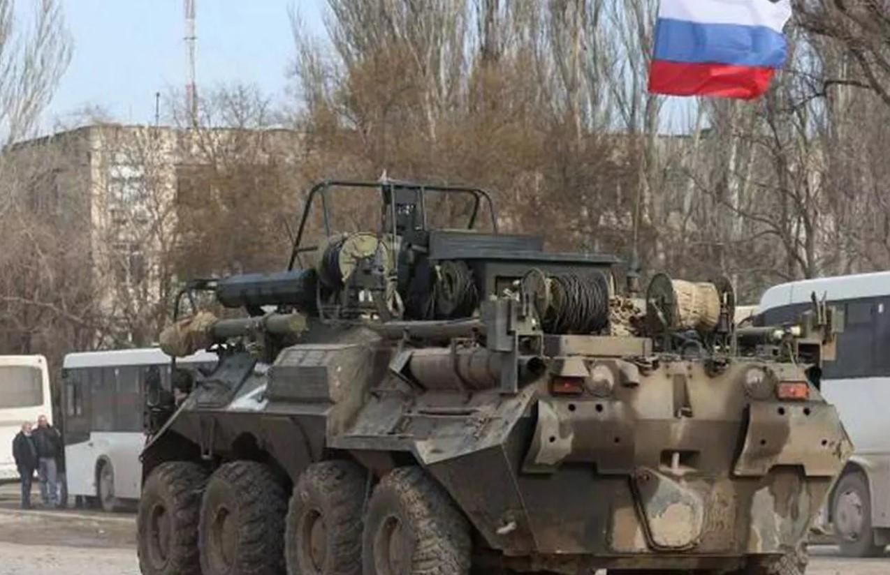 У Херсоні вулицями постійно пересувається ворожа техніка - 24 Канал У Херсоні вулицями постійно пересувається ворожа техніка - 24 Канал