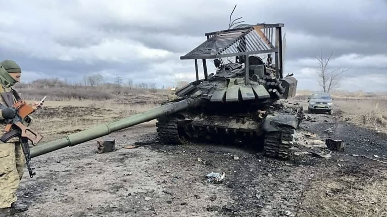 Не можу назвати жодного зіткнення, де противник мав би перевагу на землі, – Арестович - 24 Канал