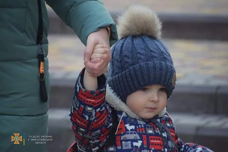 війна евакуація миколаїв діти