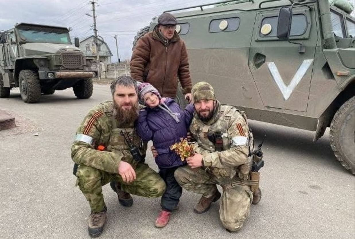 Кадирівські найманці використовують українських дітей, для своєї пропаганди в Росії - 24 Канал