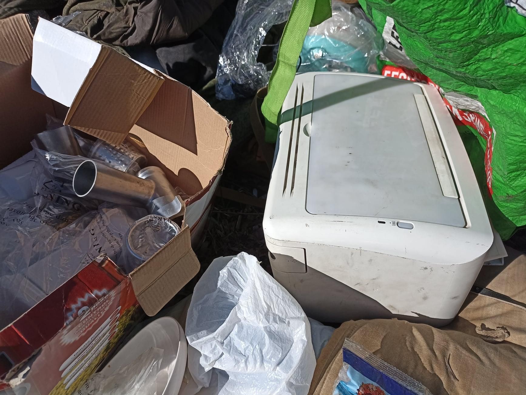 Капці, принтер, і кухоний комбайн: що намародерили в Україні окупанти - 24 Канал Капці, принтер, і кухоний комбайн: що намародерили в Україні окупанти - 24 Канал