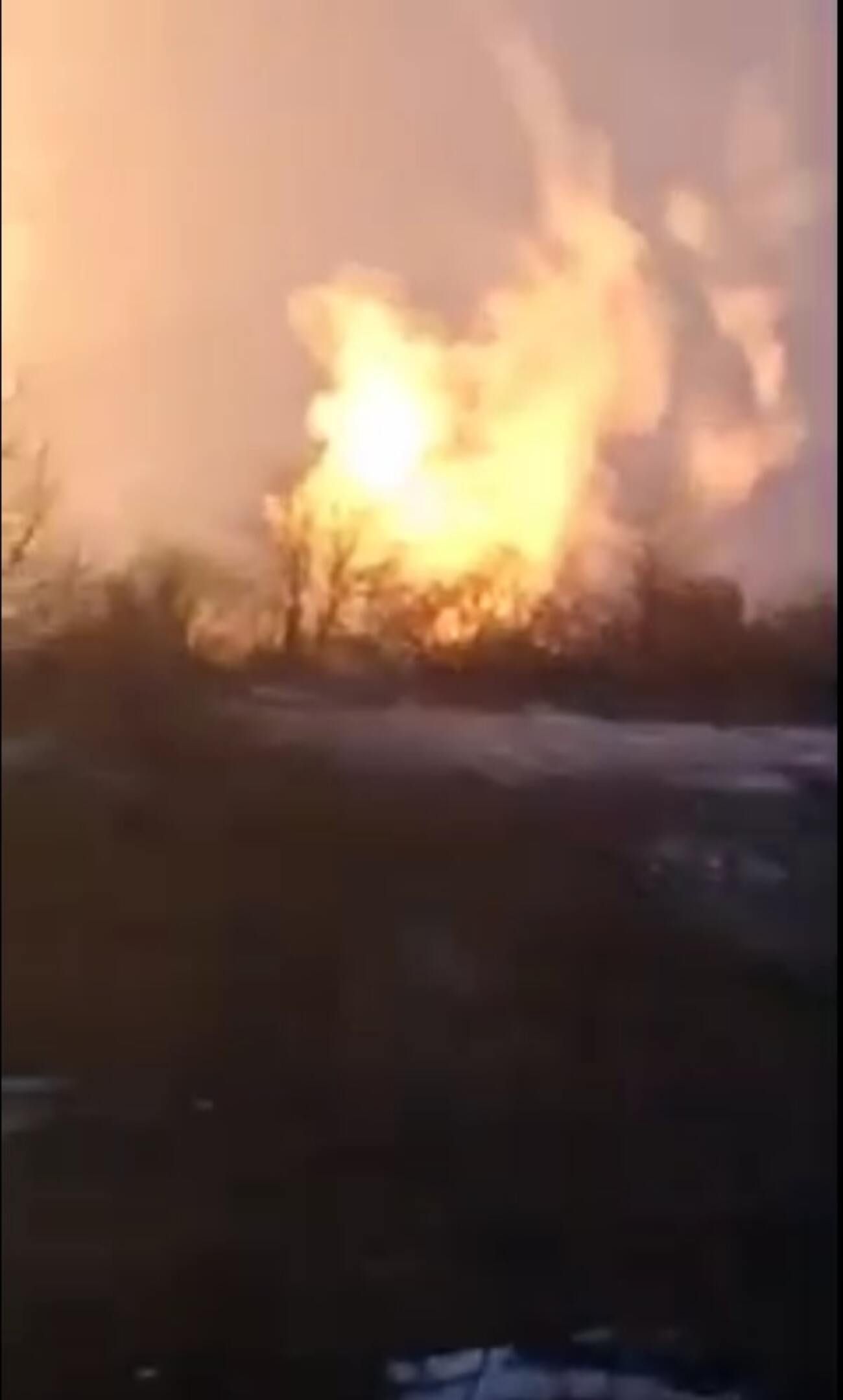 Поблизу Світлодарська росіяни перебили газогін високого тиску - 24 Канал Поблизу Світлодарська росіяни перебили газогін високого тиску - 24 Канал