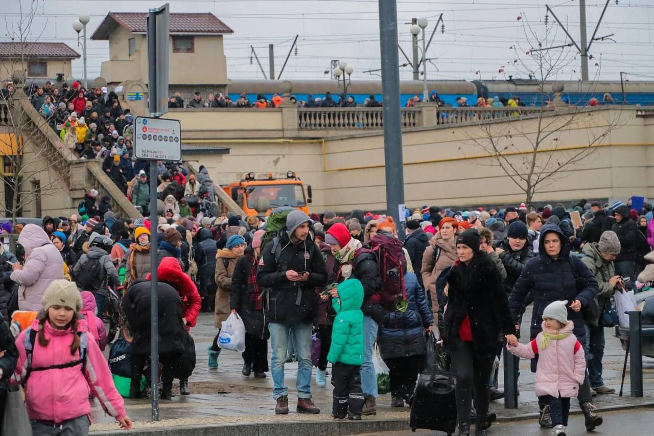 Со Львовского вокзала в пункты пропуска на границе можно добраться бесплатными автобусами