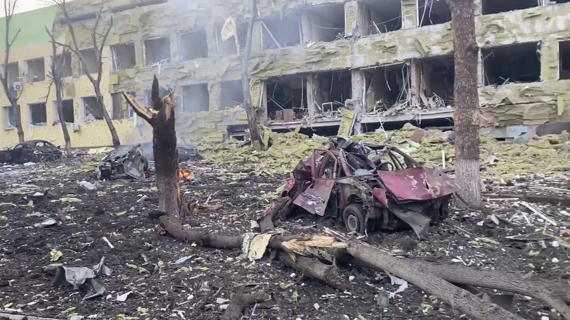 В Донецкой области оккупанты разрушили 248 домов, 2 школы и 9 больниц