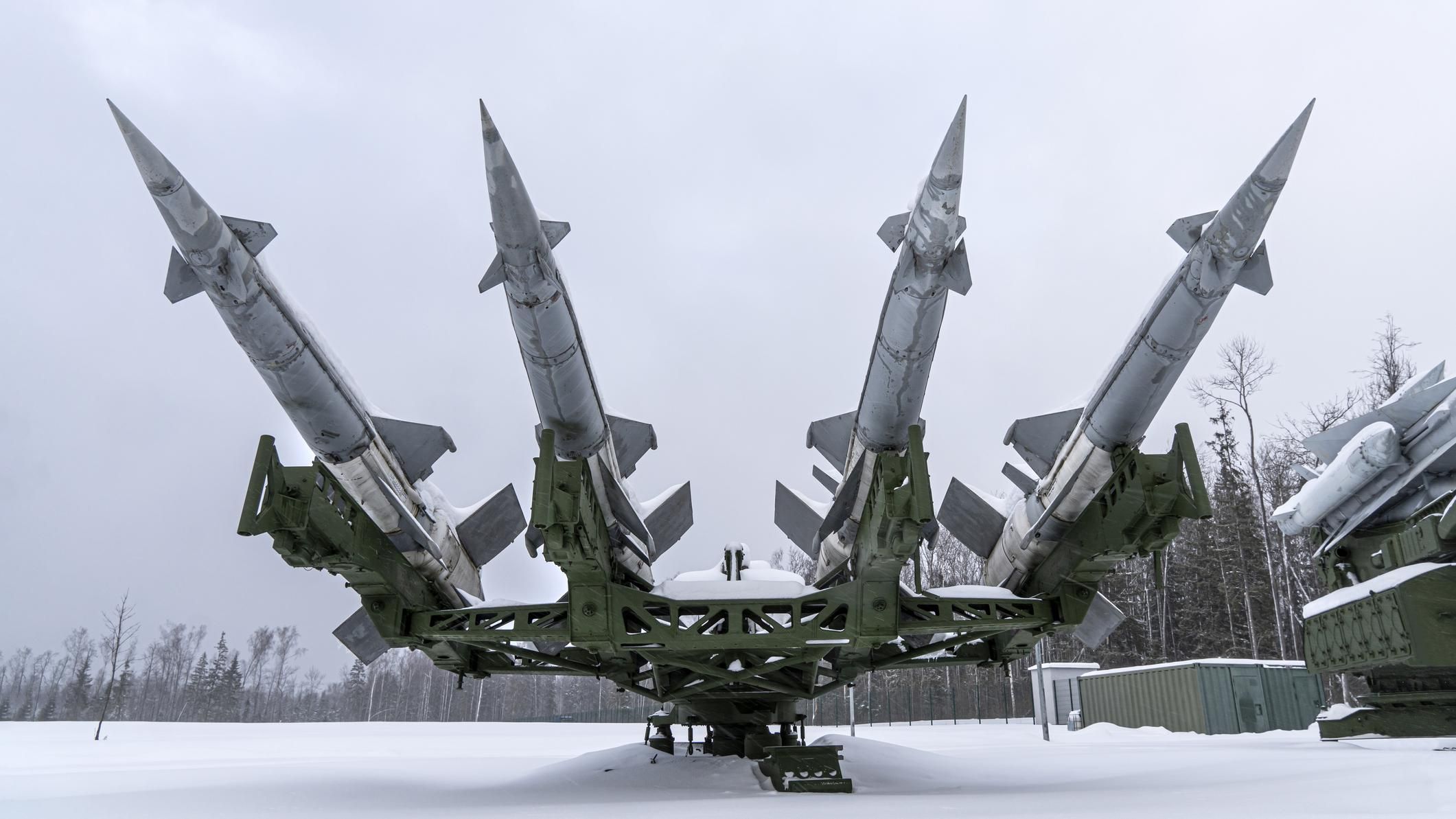 Не захистить на всі 100%: розвідка США спробувала пояснити, що Україні не потрібне закрите небо - 24 Канал Не захистить на всі 100%: розвідка США спробувала пояснити, що Україні не потрібне закрите небо - 24 Канал