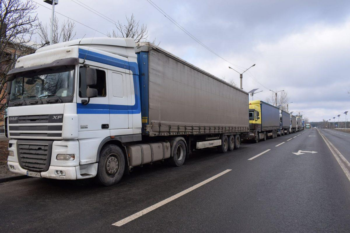 В Луганской области сложно с продуктами: оккупанты не дают зеленых коридоров, поставок почти нет