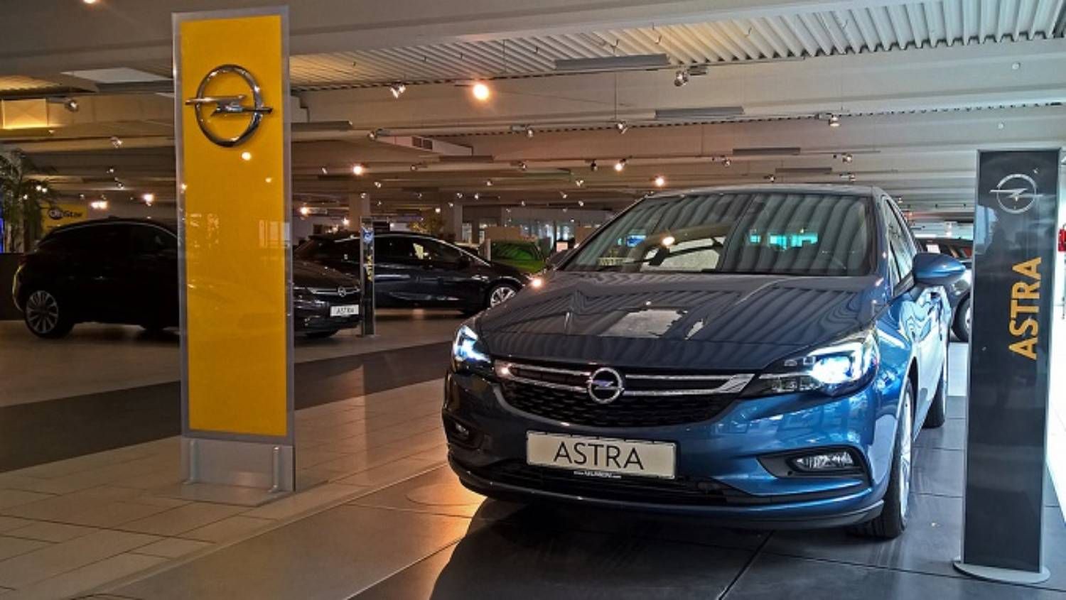 Россия без Opel, Citroën и Fiat: автоконцерн Stellantis объявил об остановках поставок