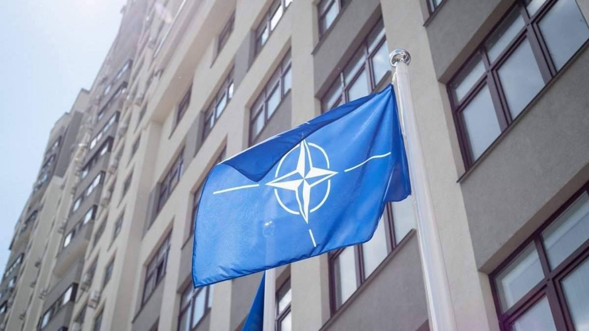 Украина обратилась к МАГАТЭ и НАТО с просьбой закрыть небо над нашей страной - 24 Канал Украина обратилась к МАГАТЭ и НАТО с просьбой закрыть небо над нашей страной - 24 Канал