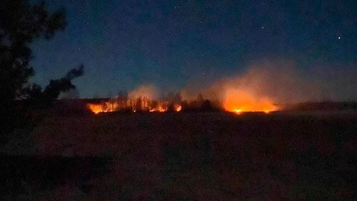 Білоруські ЗМІ пишуть про падіння, імовірно, російського літака поблизу кордону з Україною - 24 Канал