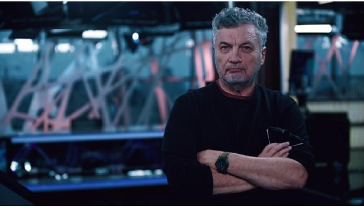 Автор роману "Аеропорт" Сергій Лойко приїхав добровольцем в Україну - 24 Канал Автор роману "Аеропорт" Сергій Лойко приїхав добровольцем в Україну - 24 Канал