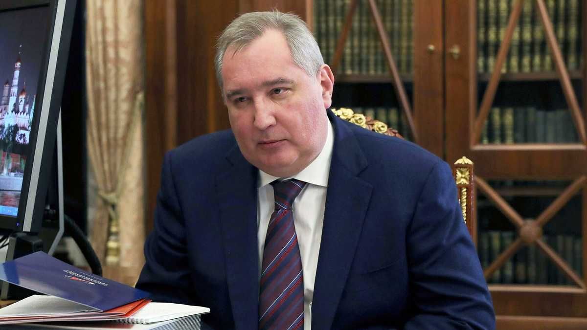 Маск курильщика: Рогозин пообещал создать в России "непробиваемый" спутниковый интернет Маск курильщика: Рогозин пообещал создать в России "непробиваемый" спутниковый интернет