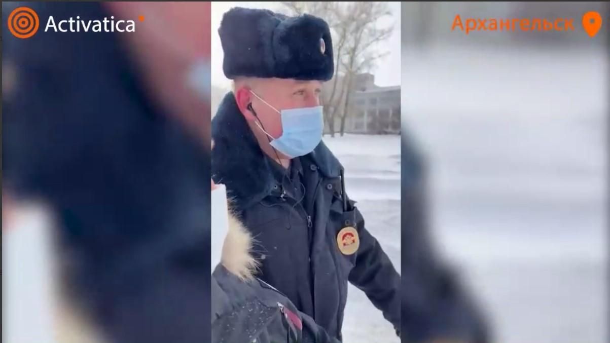 У Росії судитимуть 60-річного пенсіонера за вигук "Слава Україні" - 24 Канал У Росії судитимуть 60-річного пенсіонера за вигук "Слава Україні" - 24 Канал