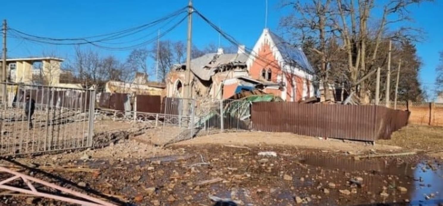 В Чернигове разбомбили Музей древностей, уцелевший во время Второй мировой В Чернигове разбомбили Музей древностей, уцелевший во время Второй мировой