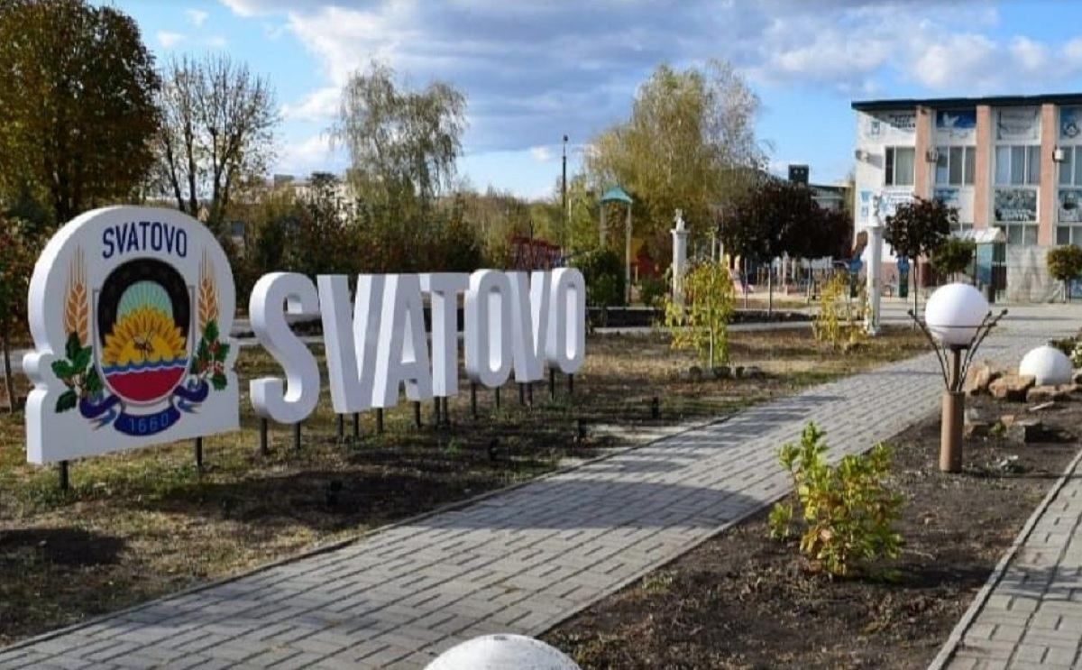 У захопленому Сватовому російські окупанти записують постановочні відео - 24 Канал У захопленому Сватовому російські окупанти записують постановочні відео - 24 Канал