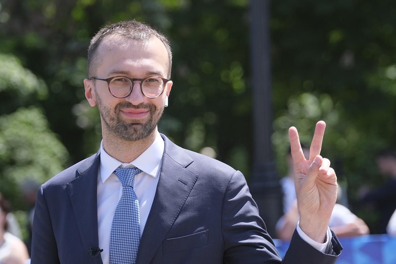 Фейк о химоружии распространяется уже на госорганах в России, – Лещенко Фейк о химоружии распространяется уже на госорганах в России, – Лещенко