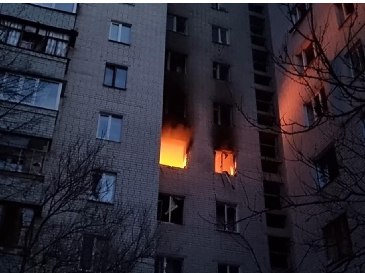 Оккупанты обстреляли район Шерстянка в Чернигове: в одном из домов пожар - 24 Канал Оккупанты обстреляли район Шерстянка в Чернигове: в одном из домов пожар - 24 Канал