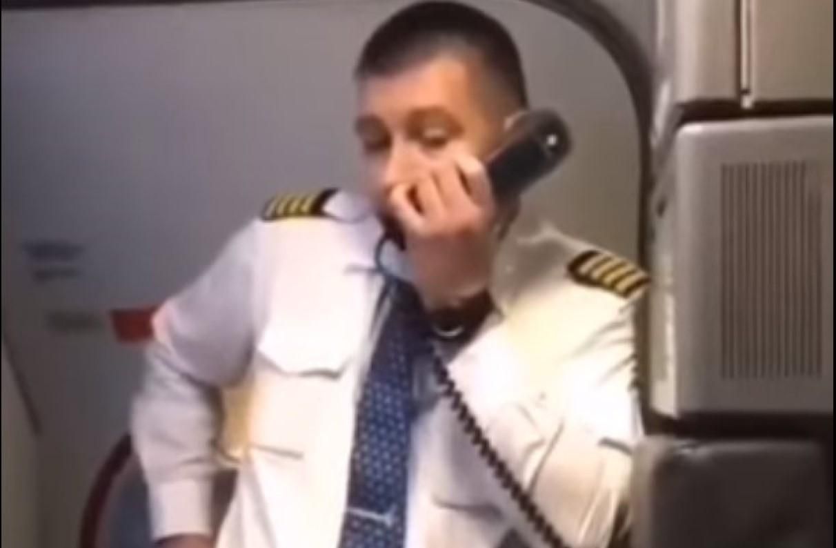 Командир российского самолета заявил, что не поддерживает войну РФ против Украины: видео Командир российского самолета заявил, что не поддерживает войну РФ против Украины: видео