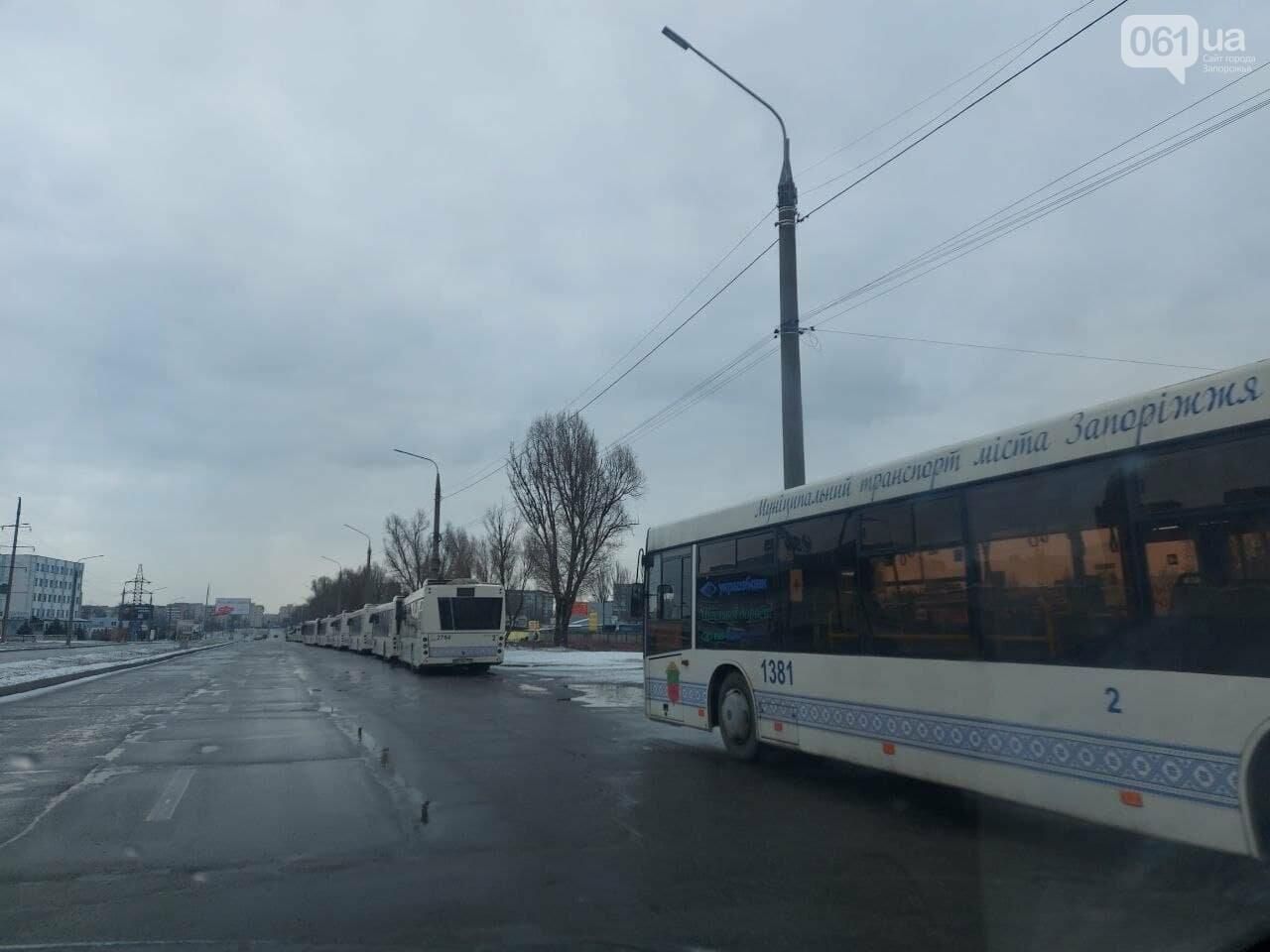 Знову зірвалося: гуманітарна колона, призначена для Маріуполя, не доїхала - 24 Канал Знову зірвалося: гуманітарна колона, призначена для Маріуполя, не доїхала - 24 Канал