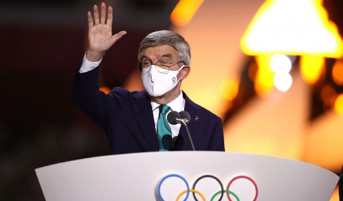 Закликаємо кожну спортивну організацію не допускати росіян та білорусів до змагань, – голова МОК