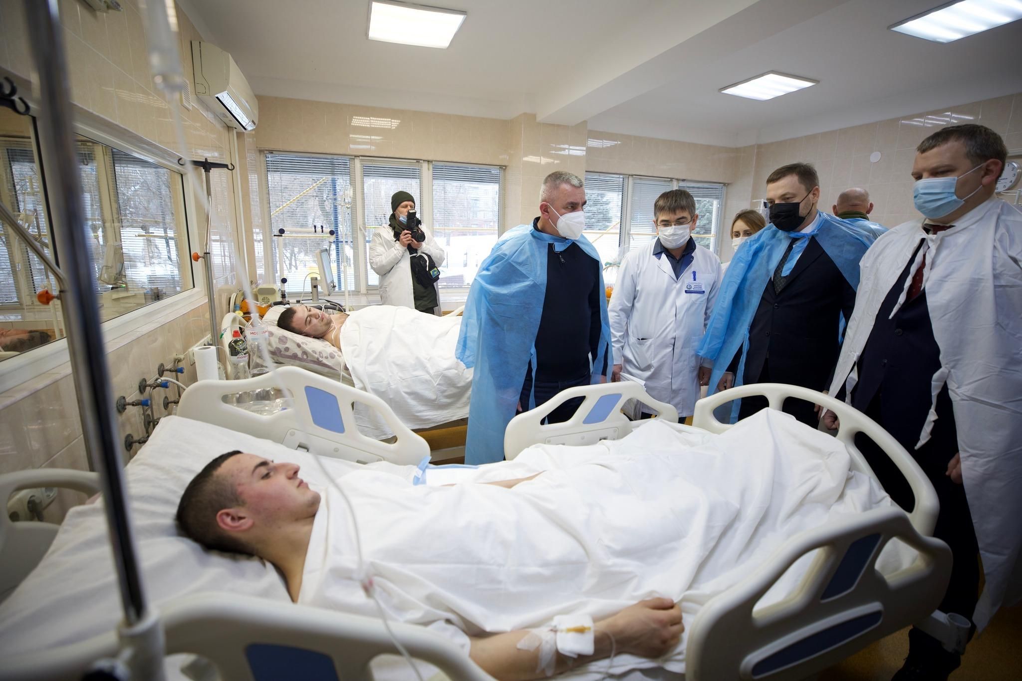 Білорусь збирає кров для поранених росіян і позакривала від цивільних свої лікарні - 24 Канал