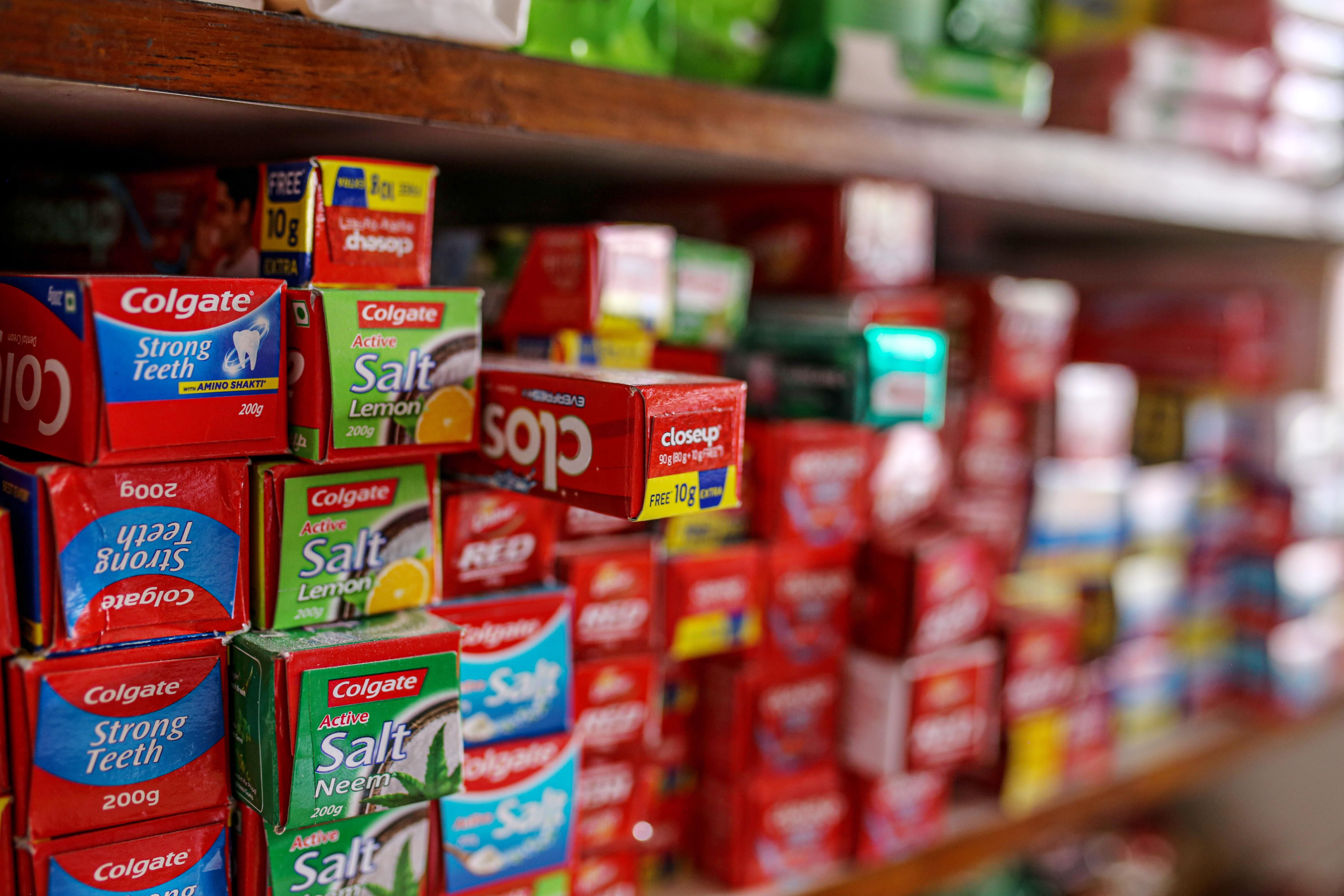 Американський гігант Colgate-Palmolive призупиняє імпорт та продаж товарів у Росії, але є нюанс - 24 Канал Американський гігант Colgate-Palmolive призупиняє імпорт та продаж товарів у Росії, але є нюанс - 24 Канал