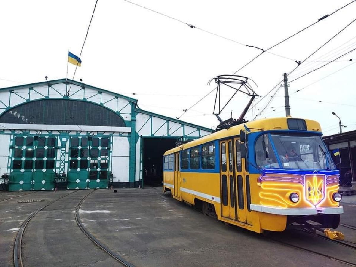 Через нічні обстріли: електротранспорт у Миколаєві зазнав змін - 24 Канал