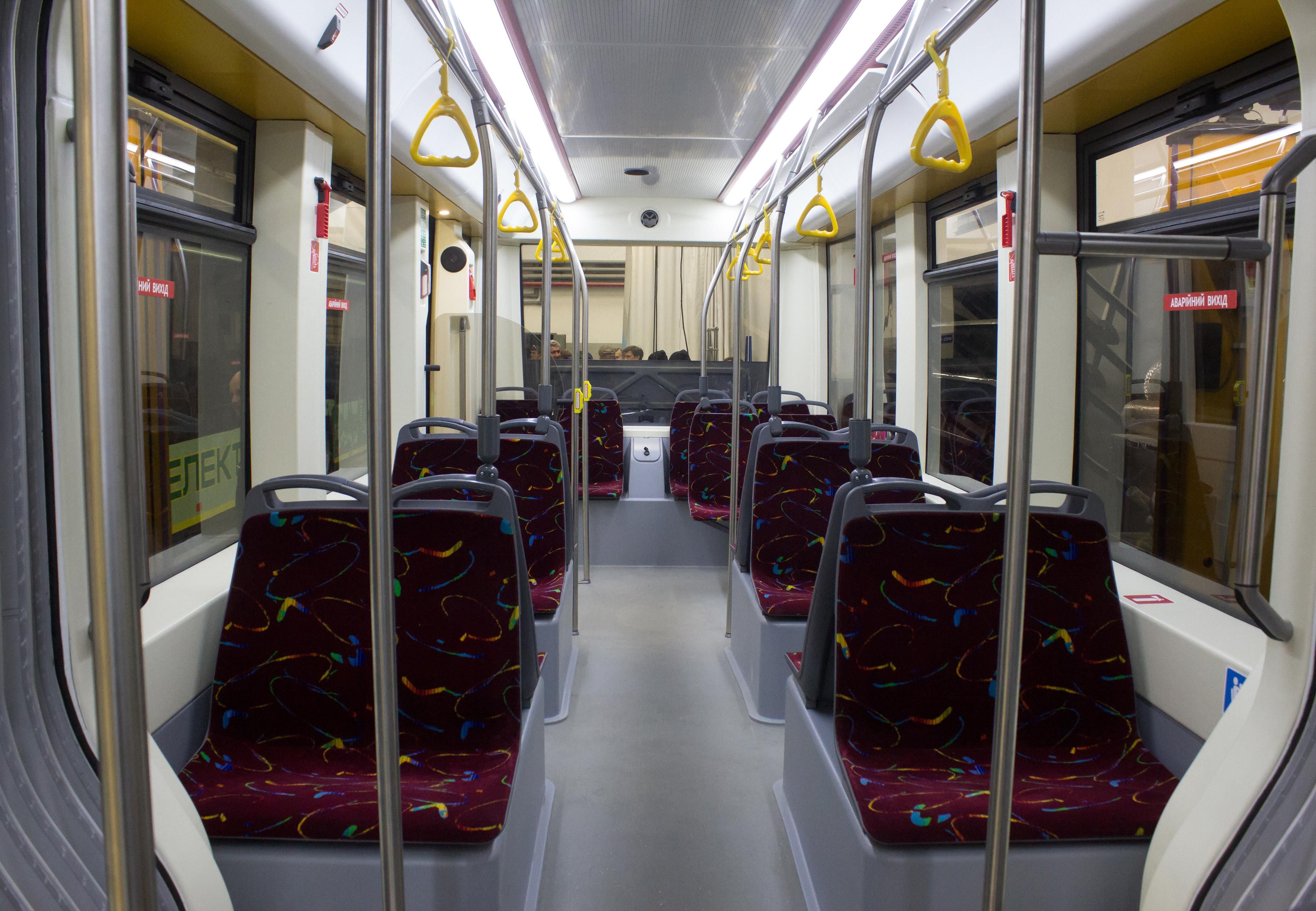 В Тростянце изменили место посадки для эвакуированных из-за обстрелов оккупантов В Тростянце изменили место посадки для эвакуированных из-за обстрелов оккупантов