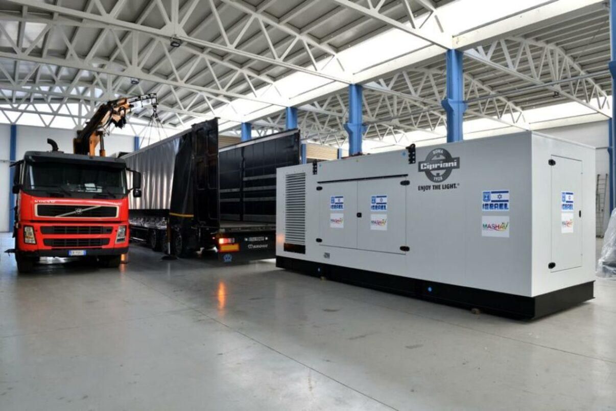 Для стабильной работы больниц: Израиль передал для Львова 6 генераторов Для стабильной работы больниц: Израиль передал для Львова 6 генераторов