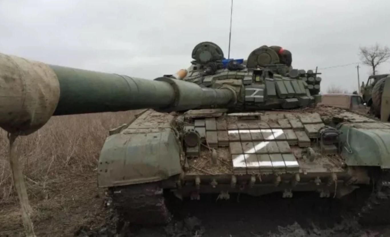 Не знаємо, скільки живих, – Гайдай про обстріл з танку будинку для людей похилого віку - 24 Канал