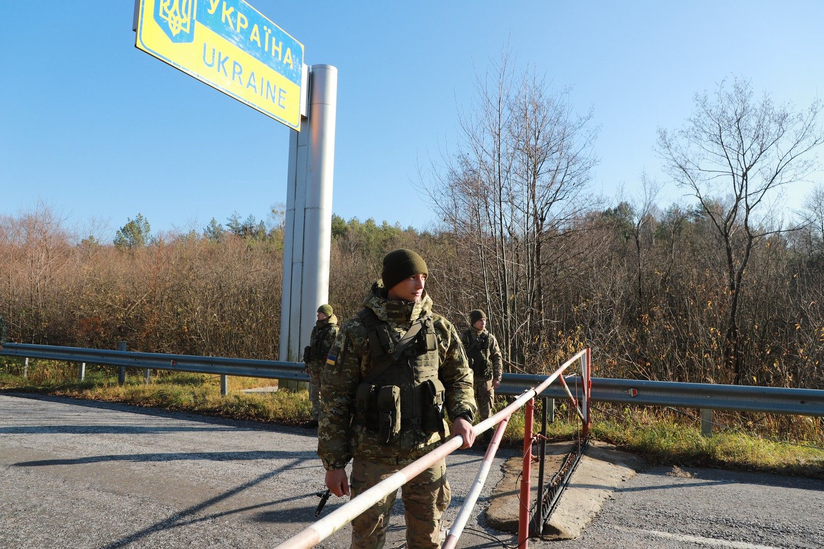 Лінія кордону з Білоруссю під надійним захистом військових, – мер Рівного - 24 Канал Лінія кордону з Білоруссю під надійним захистом військових, – мер Рівного - 24 Канал