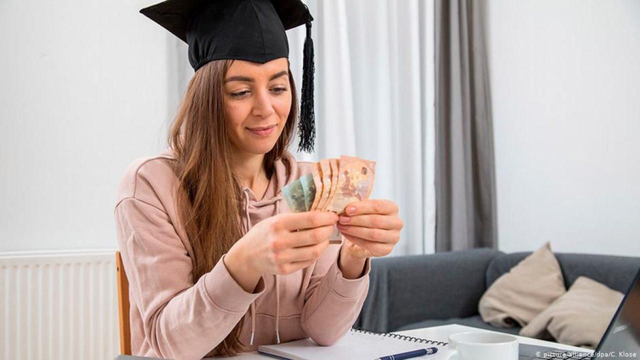 Все преподаватели будут получать зарплаты, а студенты – стипендии, – Гришина Все преподаватели будут получать зарплаты, а студенты – стипендии, – Гришина