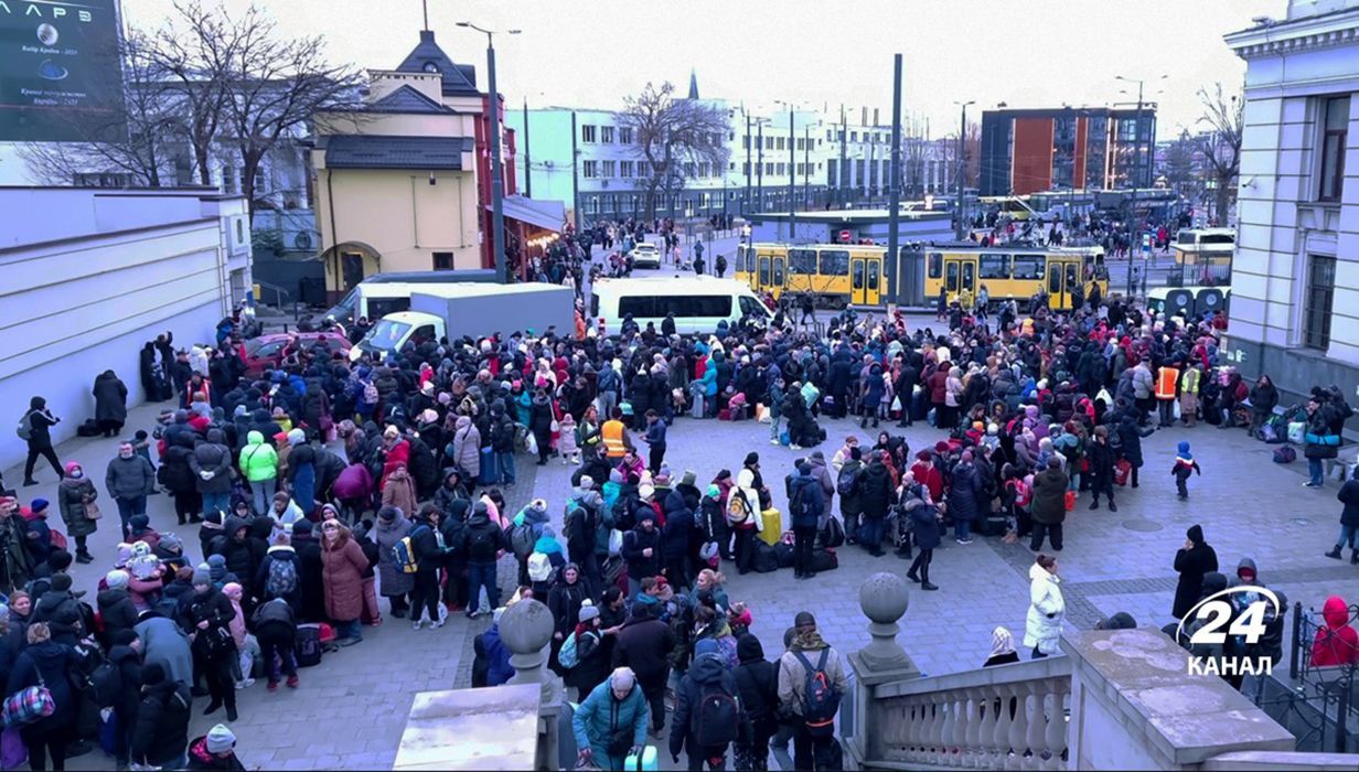 Львів прийняв вже понад 200 тисяч переселенців – складно, але відмовити не можемо, – Садовий - 24 Канал