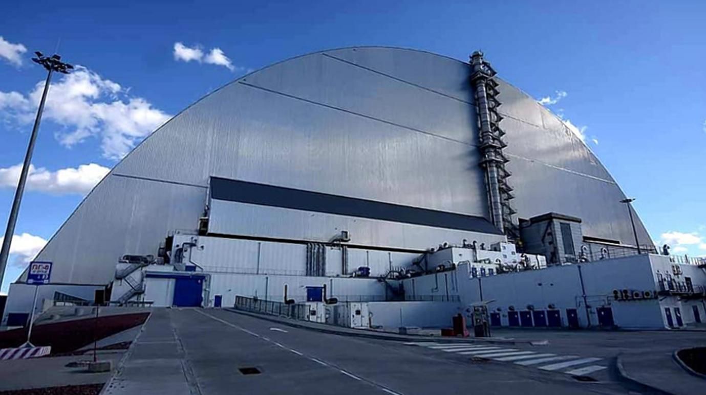 "Укрэнерго" работает над восстановлением энергоснабжения обесточенной площадки ЧАЭС