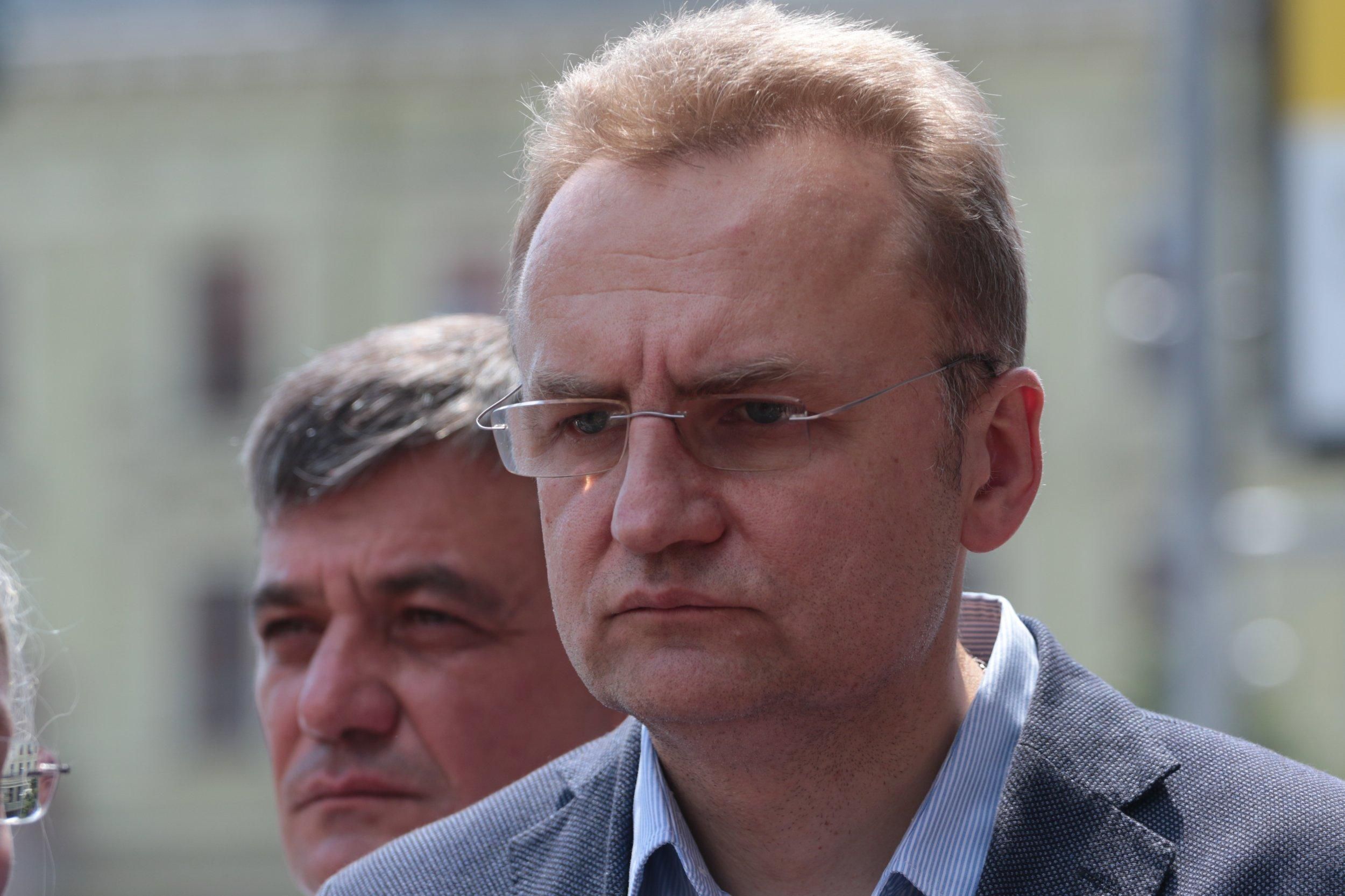 Даю час до понеділка, – Садовий про неправильно запарковані автомобілі у Львові - 24 Канал Даю час до понеділка, – Садовий про неправильно запарковані автомобілі у Львові - 24 Канал