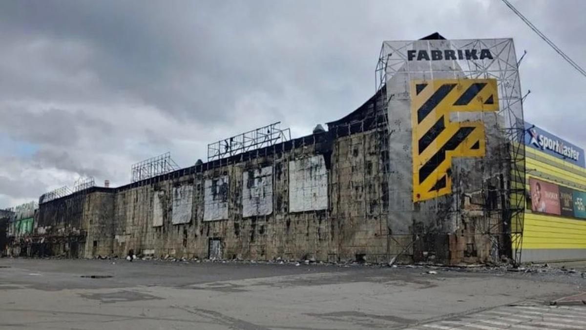 Оккупанты сожгли и разграбили крупнейший ТРЦ на Юге - 24 Канал Оккупанты сожгли и разграбили крупнейший ТРЦ на Юге - 24 Канал