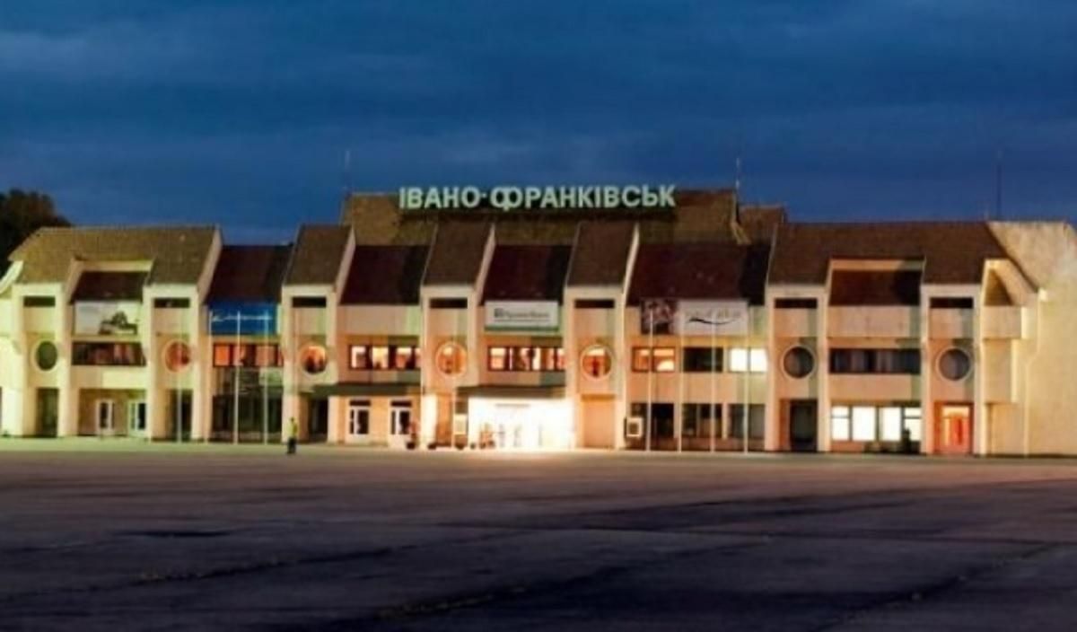 Були вибухи в аеропорту Івано-Франківська, інфраструктуру летовища добивають, – Марцінків - 24 Канал