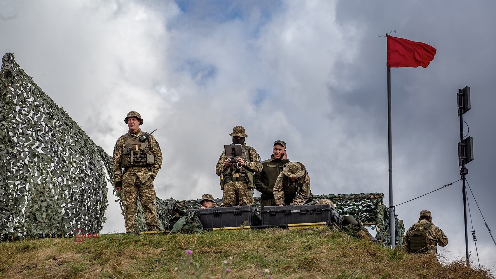 Яворів – дуже відомий об'єкт, удари по ньому – від люті росіян, – Подоляк - 24 Канал Яворів – дуже відомий об'єкт, удари по ньому – від люті росіян, – Подоляк - 24 Канал