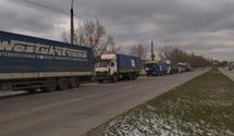 Українська гуманітарна колона – вже майже під Маріуполем: відправлено 100 тонн найнеобхіднішого 