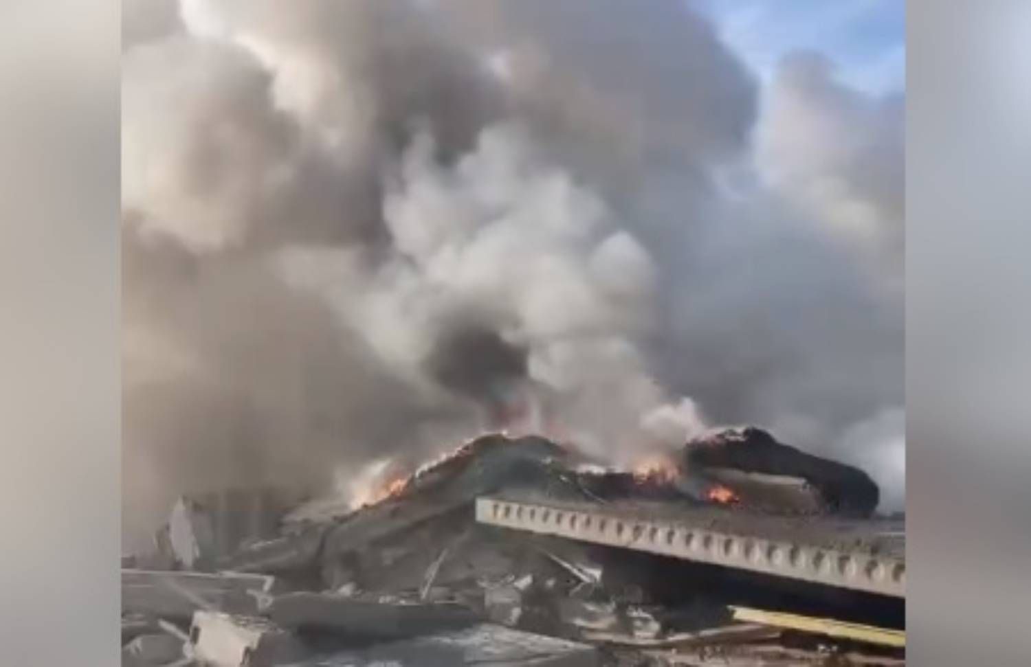 Оккупанты нанесли авиаудар по школе в Николаевской области Оккупанты нанесли авиаудар по школе в Николаевской области