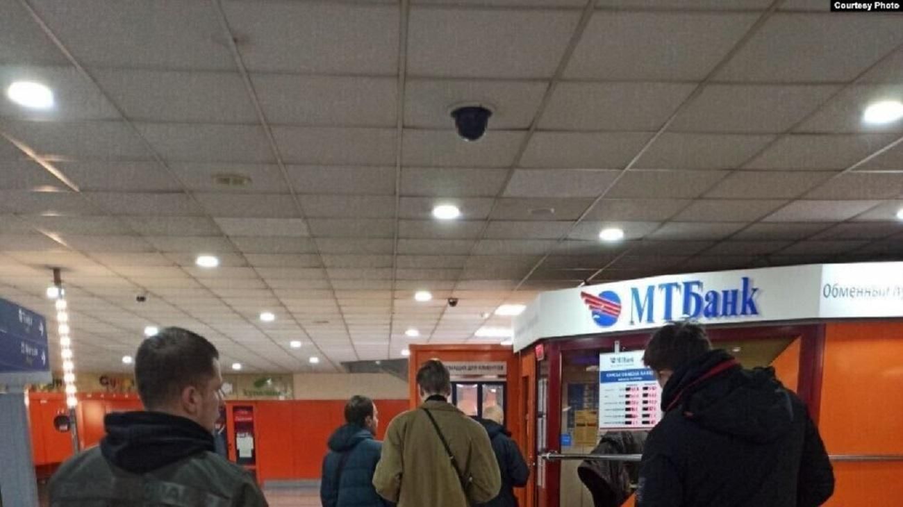 Білоруський рубль пішов на дно вслід за російським - 24 Канал Білоруський рубль пішов на дно вслід за російським - 24 Канал