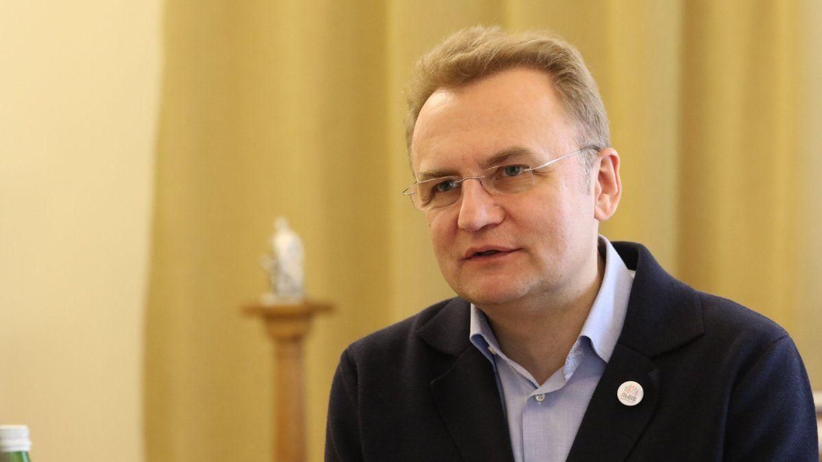 Садовый рассказал, зачем переселенцев ставят на военный учет во Львове Садовый рассказал, зачем переселенцев ставят на военный учет во Львове